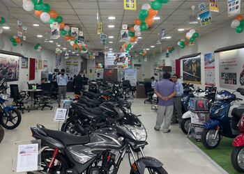 Ganpati-honda-Motorcycle-dealers-Cyber-city-gurugram-Haryana-2