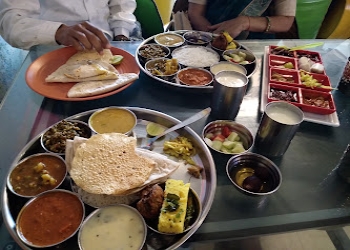 Garbo-a-pure-vegetarian-restaurant-Pure-vegetarian-restaurants-Daman-Dadra-and-nagar-haveli-and-daman-and-diu-2