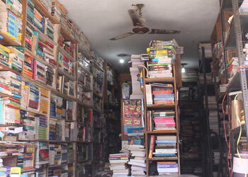 Garry-book-shop-Book-stores-Faridabad-Haryana-2