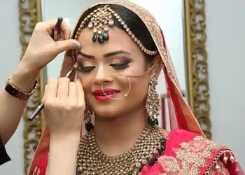 Geetanjali-salon-Beauty-parlour-Noida-Uttar-pradesh-3