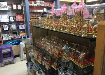 Gifts-for-u-Gift-shops-Sayajigunj-vadodara-Gujarat-3