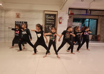 Gills-dance-academy-Dance-schools-Ahmedabad-Gujarat-3