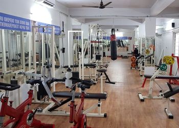 Gladiator-health-fitness-centre-Gym-Ernakulam-junction-kochi-Kerala-2