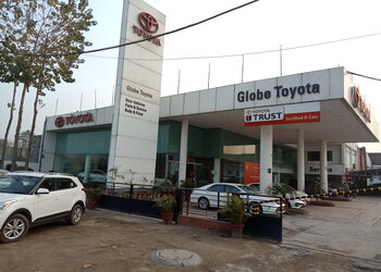 Globe-toyota-Car-dealer-Civil-lines-ludhiana-Punjab-1