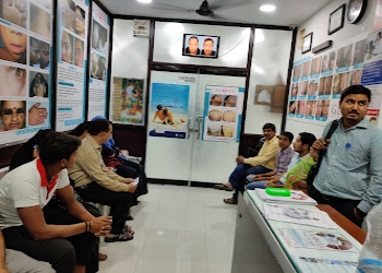 Gloria-dermatology-clinic-Dermatologist-doctors-Muzaffarnagar-Uttar-pradesh-2