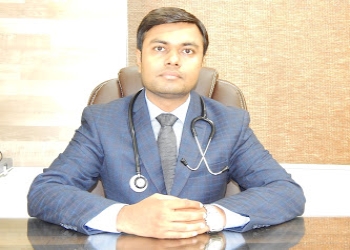 Glucowell-diabetes-centre-Diabetologist-doctors-Vadodara-Gujarat-2