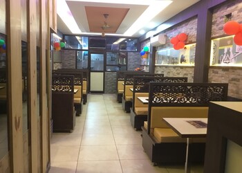 Gogo-restaurant-Family-restaurants-Patiala-Punjab-2