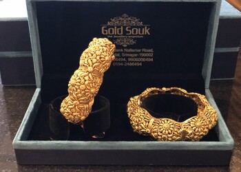 Gold-souk-Jewellery-shops-Batamaloo-srinagar-Jammu-and-kashmir-3