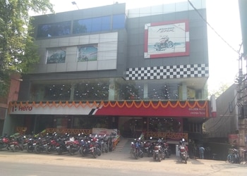 Golden-motors-Motorcycle-dealers-Berhampore-West-bengal-1