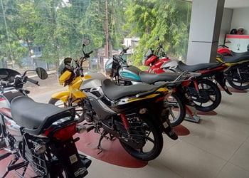 Golden-motors-Motorcycle-dealers-Berhampore-West-bengal-3