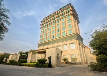 Goldfinch-hotel-4-star-hotels-Faridabad-Haryana-1