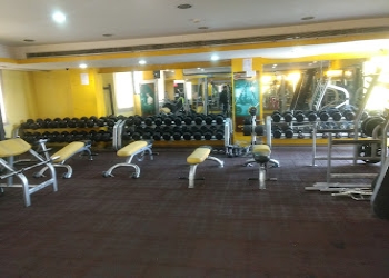 Golds-gym-Gym-Anand-vihar-Delhi-1