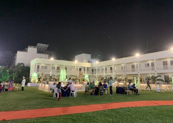 Grand-tulip-banquet-lawn-Banquet-halls-Vadodara-Gujarat-3