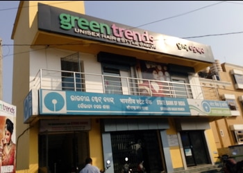 Green-trends-unisex-Beauty-parlour-Khandagiri-bhubaneswar-Odisha-1
