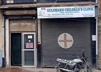 Gulswarm-childrens-clinic-Child-specialist-pediatrician-Srinagar-Jammu-and-kashmir-1