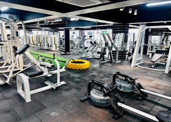 Gym-lounge-premium-navrangpura-Gym-Navrangpura-ahmedabad-Gujarat-1