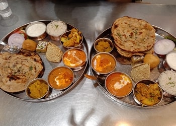 Gypsy-vegetarian-restaurant-Pure-vegetarian-restaurants-Chopasni-housing-board-jodhpur-Rajasthan-2