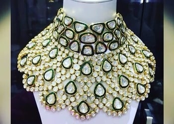 Hafijis-jewellers-Jewellery-shops-Tinsukia-Assam-2