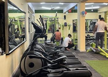 Hard-rock-gym-fitness-centre-Gym-Begumpet-hyderabad-Telangana-3