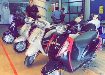 Hari-om-suzuki-Motorcycle-dealers-Aurangabad-Maharashtra-2
