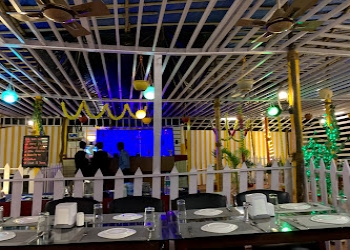 Hary-n-lav-a-beachside-restaurant-searock-villa-daman-Pure-vegetarian-restaurants-Daman-Dadra-and-nagar-haveli-and-daman-and-diu-2