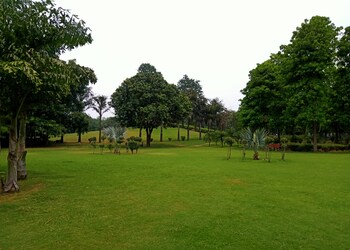 Hauz-khas-district-park-Public-parks-New-delhi-Delhi-3