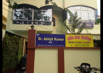 Health-and-skin-care-clinic-Dermatologist-doctors-Patna-Bihar-1