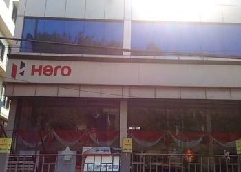 Hi-speed-hero-Motorcycle-dealers-Dispur-Assam-1