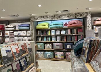 Hometown-Furniture-stores-Shalimar-nashik-Maharashtra-3