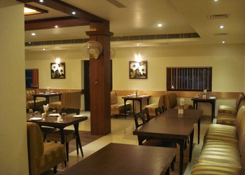 Honeydew-restaurant-Family-restaurants-Ajmer-Rajasthan-2