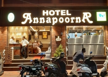 Hotel-annapoorna-Pure-vegetarian-restaurants-Sreekaryam-thiruvananthapuram-Kerala-1