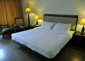 Hotel-clarion-inn-amps-4-star-hotels-Patiala-Punjab-2