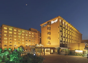 Hotel-clarks-shiraz-5-star-hotels-Agra-Uttar-pradesh-1