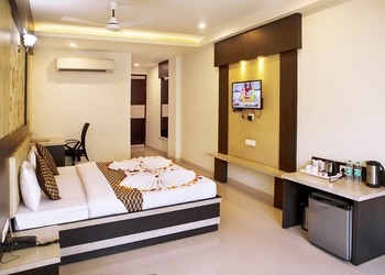 Hotel-ganges-grand-3-star-hotels-Varanasi-Uttar-pradesh-2