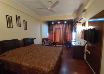Hotel-gold-3-star-hotels-Panipat-Haryana-2