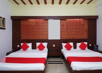 Hotel-grand-melrose-Budget-hotels-Aligarh-Uttar-pradesh-2