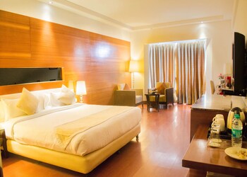 Hotel-haut-monde-4-star-hotels-Gurugram-Haryana-2