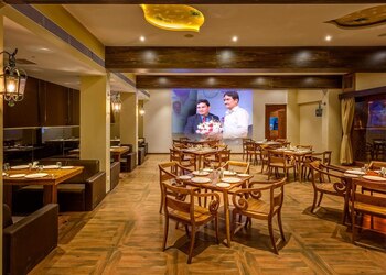 Hotel-mayurvan-family-restaurant-Family-restaurants-Solapur-Maharashtra-2