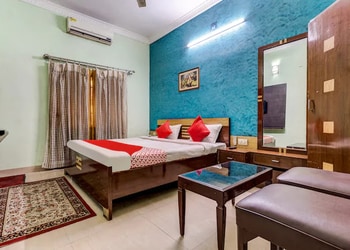 Hotel-nikhar-Budget-hotels-Giridih-Jharkhand-2