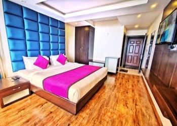 Hotel-pink-mountain-3-star-hotels-Darjeeling-West-bengal-2