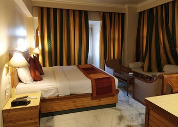 Hotel-raj-vilas-palace-3-star-hotels-Bikaner-Rajasthan-2