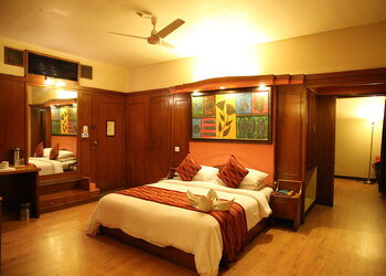 Hotel-rajmahal-4-star-hotels-Guwahati-Assam-2