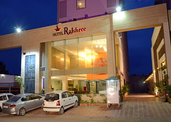 Hotel-rajshree-3-star-hotels-Chandigarh-Chandigarh-1