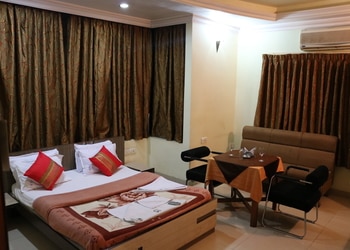 Hotel-rakshit-international-3-star-hotels-Belgaum-belagavi-Karnataka-2