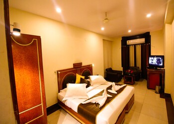 Hotel-rishi-regency-3-star-hotels-Jabalpur-Madhya-pradesh-2