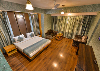 Hotel-royal-batoo-3-star-hotels-Srinagar-Jammu-and-kashmir-2