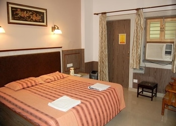 Hotel-sidhartha-Budget-hotels-Agra-Uttar-pradesh-2
