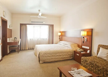 Hotel-silver-palace-3-star-hotels-Rajkot-Gujarat-2