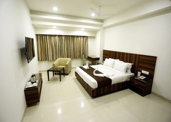 Hotel-solitaire-3-star-hotels-Raipur-Chhattisgarh-2