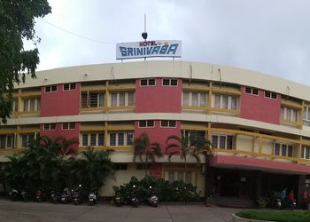 Hotel-srinivasa-Budget-hotels-Karimnagar-Telangana-1